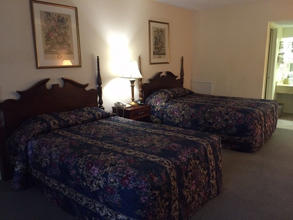 America'S Inn Williamsburg Luaran gambar